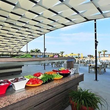 Afytos Tatil Koyu Resort *
